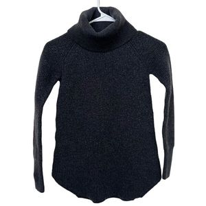 Aritzia Wilfred Free Merino wool turtleneck sweater